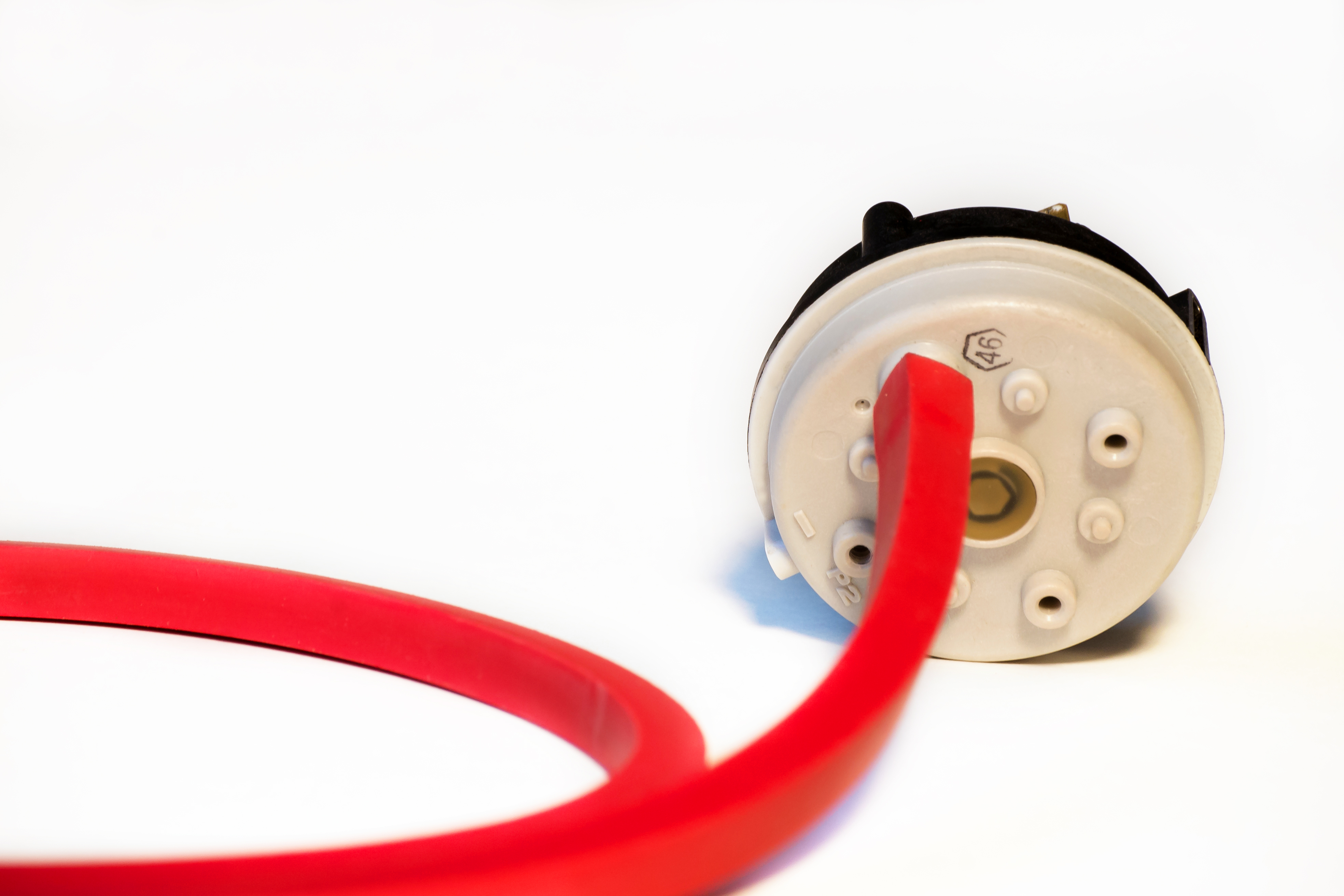 How to Choose the Right Rubber Material for Pressure Switch Tubing